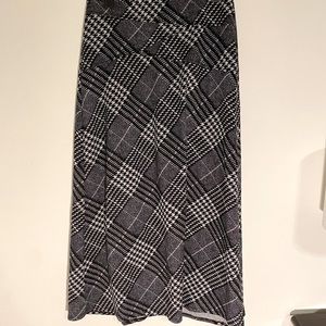 NYCC Plaid Ankle Skirt